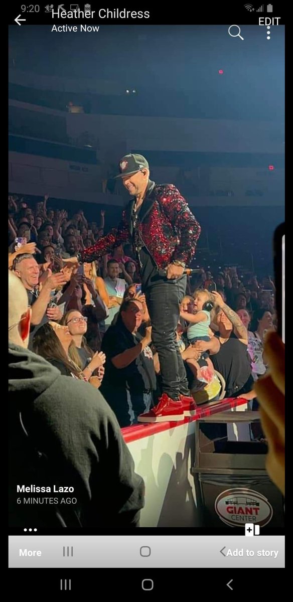 JDsGiggles's tweet photo. @DonnieWahlberg That baby bh, her mommy, and her mimi all want to wish you a very Happy Birthday. This was taken in Hershey and she fell in love with you all nite. https://t.co/62lRSdX9QI