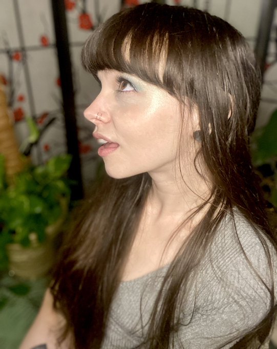 I want to drop a lil peep of the mirror blowjob video dropping later this week.😈 https://t.co/A0HeAX<a href="/tag/petite"class="tags"><span>#petite</span></a><a href="/tag/adultwork"class="tags"><span>#adultwork</span></a><a href="/tag/content"class="tags"><span>#content</span></a><a href="/tag/onlyfans"class="tags"><span>#onlyfans</span></a><a href="/tag/conten"class="tags"><span>#conten</span></a>