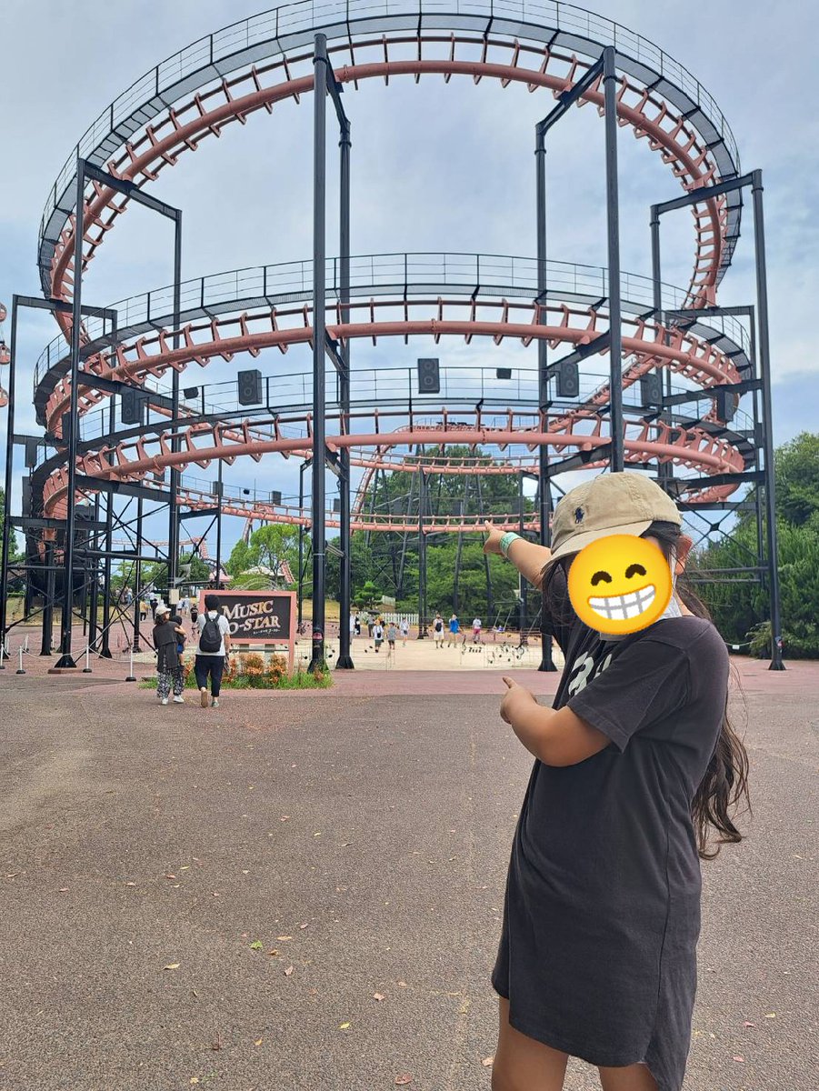 argenti_gin's tweet photo. 仕事内容が変わることになり土日休みが少なくなるんで娘と二人で夏休みの思い出作り。楽しんでくれたみたいで良かったけどこれからごめんよ。出来るだけ時間取れるよう頑張ろ。
#夏休み #遊園地 #川遊び https://t.co/7gmfdDuEvD