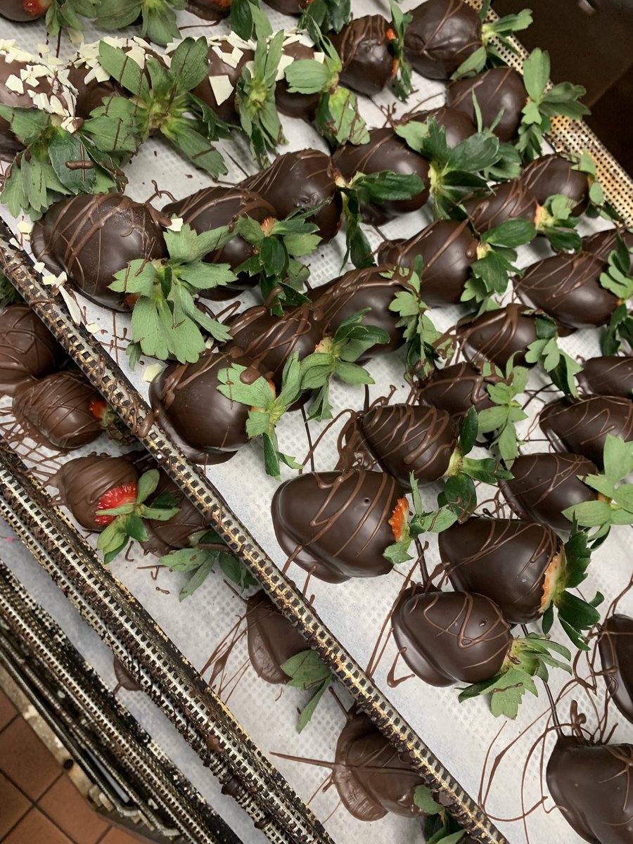 Sweetcheeks tweet media