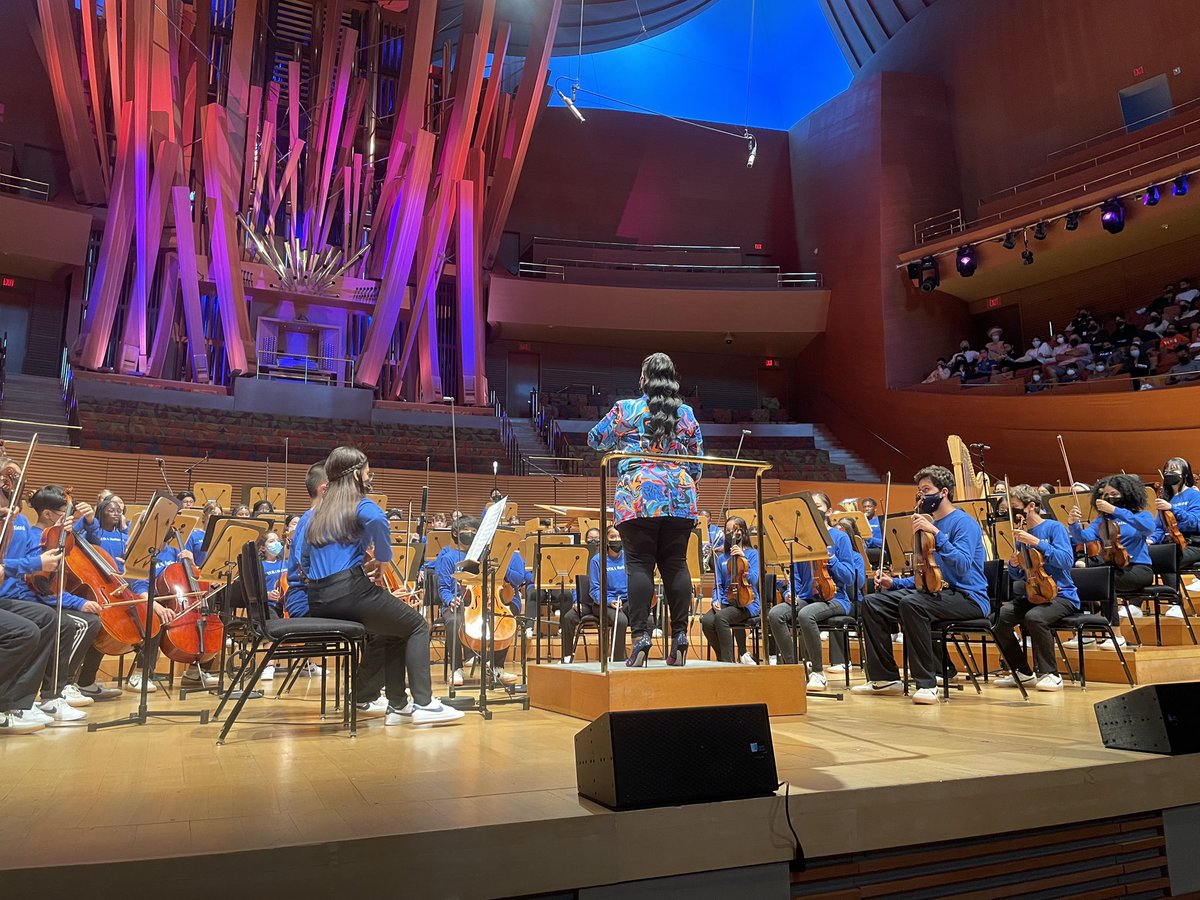 RAA is excited to share that two of our students performed at the YOLA National Festival Concert and Celebration at the Walt Disney Hall. Congrats to Yunshu Zhang, clarinet player, and Jasmin Yang, violinist! This is an amazing accomplishment and we are so proud of our students.