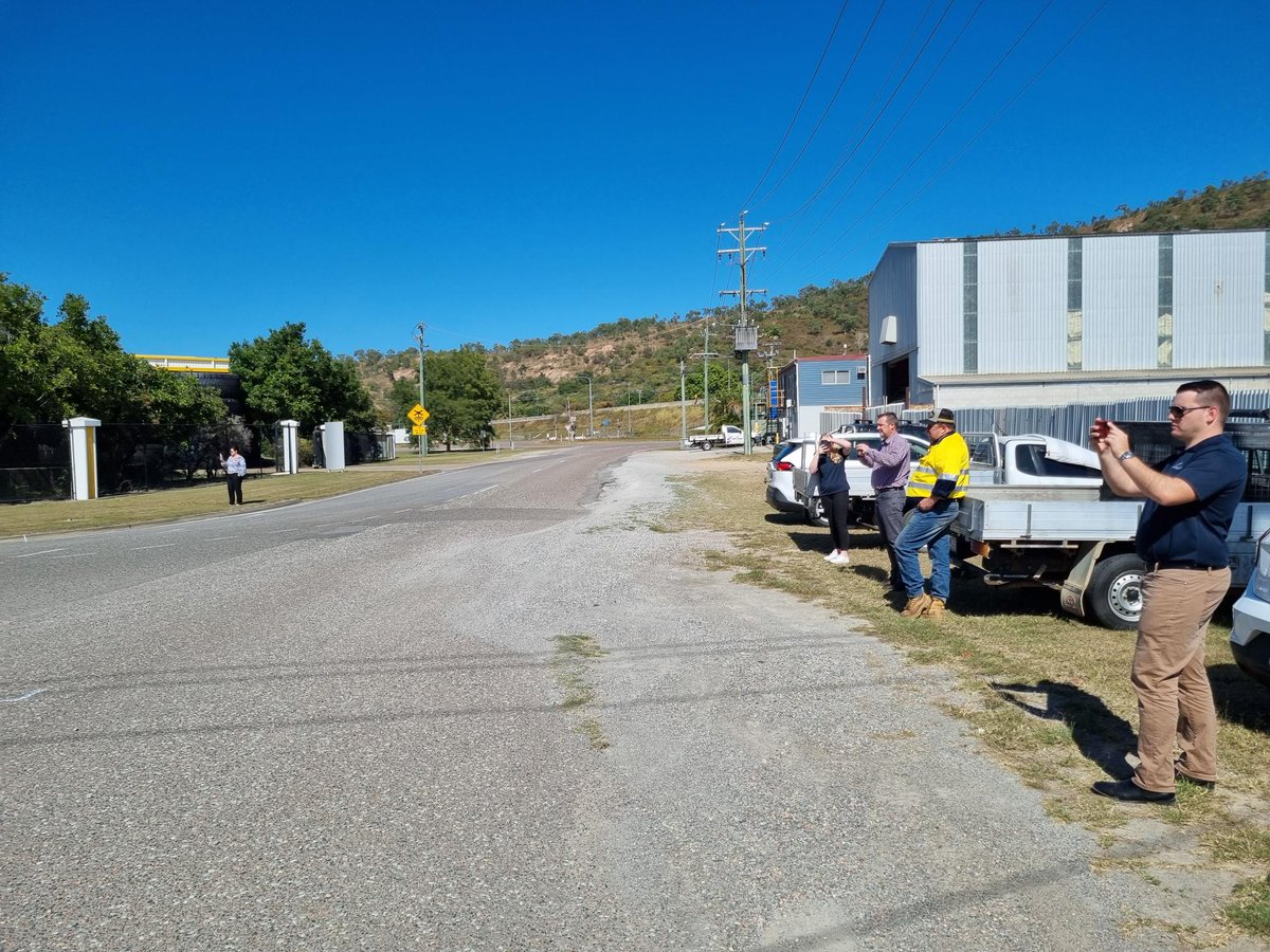 qta_trucking's tweet photo. Helping our members navigate the tight turns - Some pics of this mornings on-road heavy vehicle simulation we coordinated with a couple of our members to help solve some local access issues in Townsville. Coordinated with @TSVCouncil @NHVR
#roadaccess #permits #qta https://t.co/RWDFrxUyBk