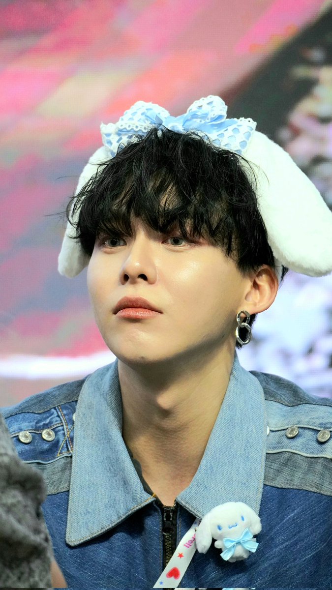 녕무룩
#우진영 #WOOJINYOUNG