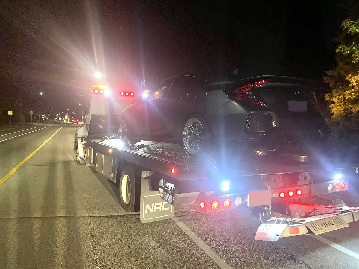 CstTaraso9345's tweet photo. Attended Third Line area tonight for complaint of speeding. Located these two vehicles racing each other. Zig zagging around traffic and blowing through a residential stop sign. One a muffler-less #Noisemaker.  Stopped both and charged with Racing etc. 

#DontSendIt #RoadSafety https://t.co/i2YTEKUMdd
