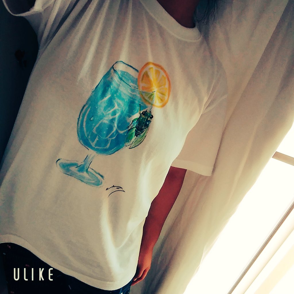 「#SUZURIのTシャツセール で買ったZAZYさんのTシャツ。夏を感じさせるデ」|モナ子のイラスト