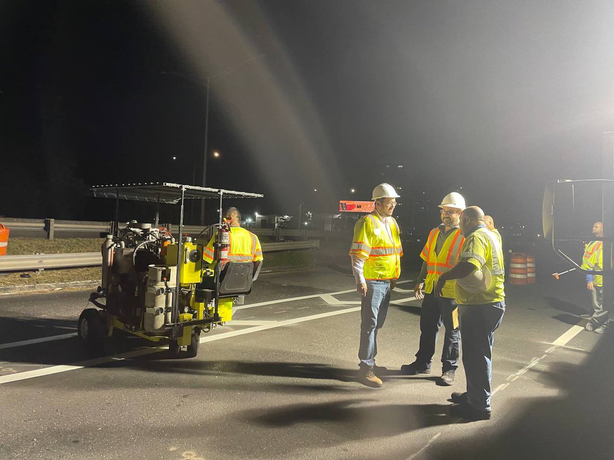 Inspeccionando trabajos de mejoras al pavimento y seguridad en la PR-20. Agradezco el compromiso de los empleados de la <a href="/actprgov/">Autoridad de Carreteras y Transportación (ACT)</a> y del contratista que continuamente trabajan por una mejor red vial. #SeguimosTrabajando <a href="/fortalezapr/">Puerto Rico Governor's Office</a> <a href="/GovPierluisi/">Gobernador Pierluisi</a>