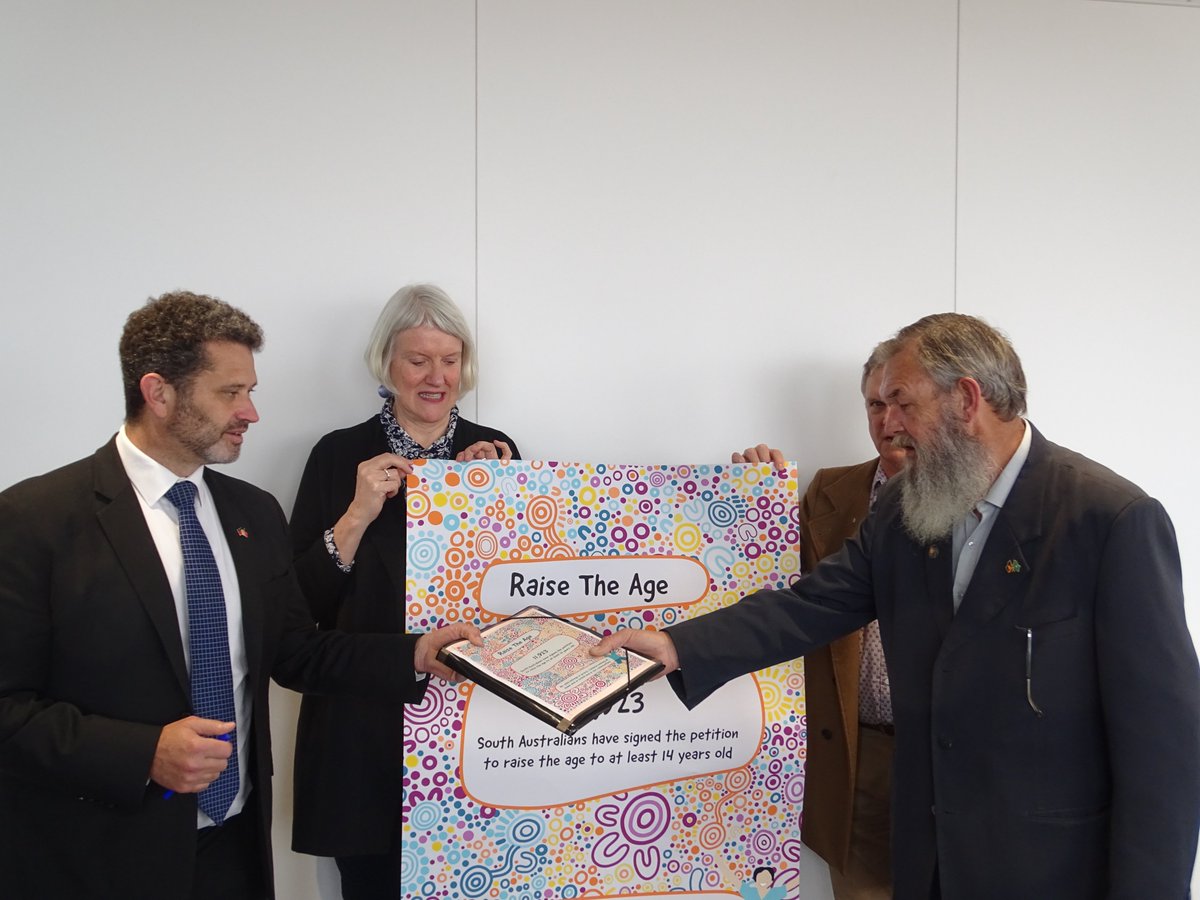 SACOSS's tweet photo. SACOSS joined @ScottADAC of @SAACCON1 in delivering a petition calling for the age of criminal responsibility to be raised to at least 14 years of age. You can join the campaign to #RaiseTheAge here: https://t.co/5ux7BCsjGu #CoverTheBasics #ChangeTheRecord https://t.co/COEG0BfMUC