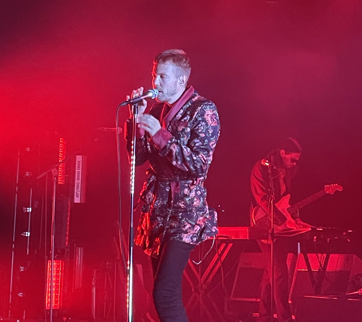 Upea kesäilta <a href="/TurkuMusicFest/">Turun musiikkijuhlat</a> ja <a href="/olaviuusivirta/">Olavi Uusivirta</a> Ruissalon Telakalla. 
Tunnelma lämmin sisällä ja ulkona. Iloisia kasvoja ja hyvää meininkiä 🤩