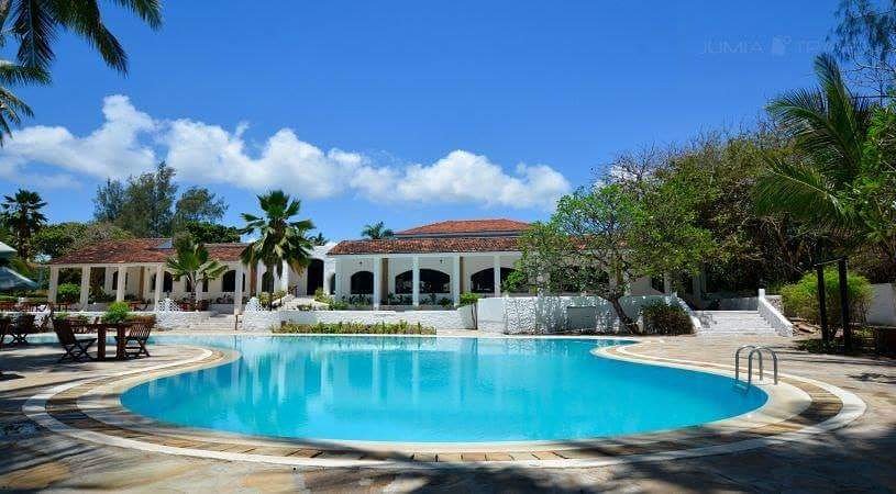 MohilsK's tweet photo. Diani Sea Lodge 

Pay 4 Stay 5

Kshs. 12000 single occupancy per night 
Kshs. 8900 per person sharing per night

Offer valid till 30th September

📞0721514167

#mohilstours https://t.co/kL4rJmjheC