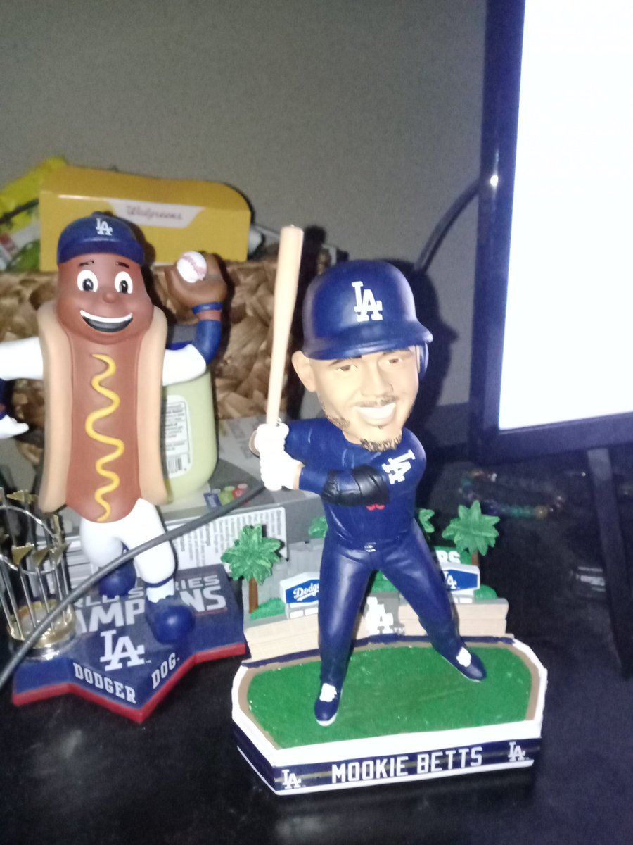 Wild Laughs tweet media