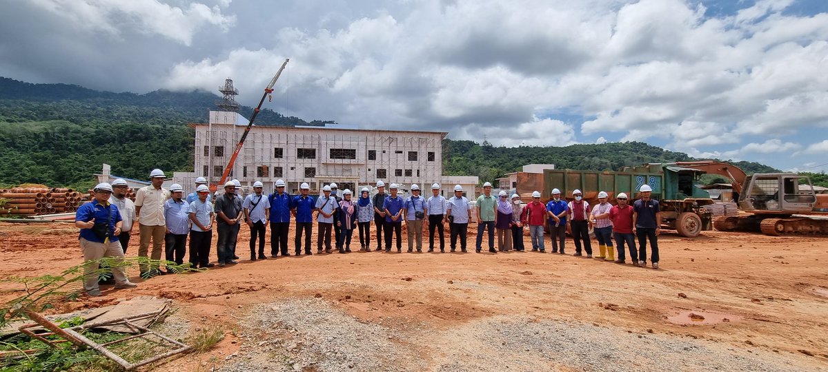 pppnjkrslgr's tweet photo. 18.8.22 - PPPNS hari ini meneruskan lwtn ke prjk IPD Jeli. Deligasi PPPNS tlh dismbut oleh PPPN Kelantan dan dibwa mlwt ke tapak projek IPD Jeli. Antara tempat² yang dilawati adalah lpg sasar tertutup, lokap dan bbrpa lg ruang² penting dalam pembinaan ini.
@JKRSelangor
#pppns https://t.co/et3lXUNn8q