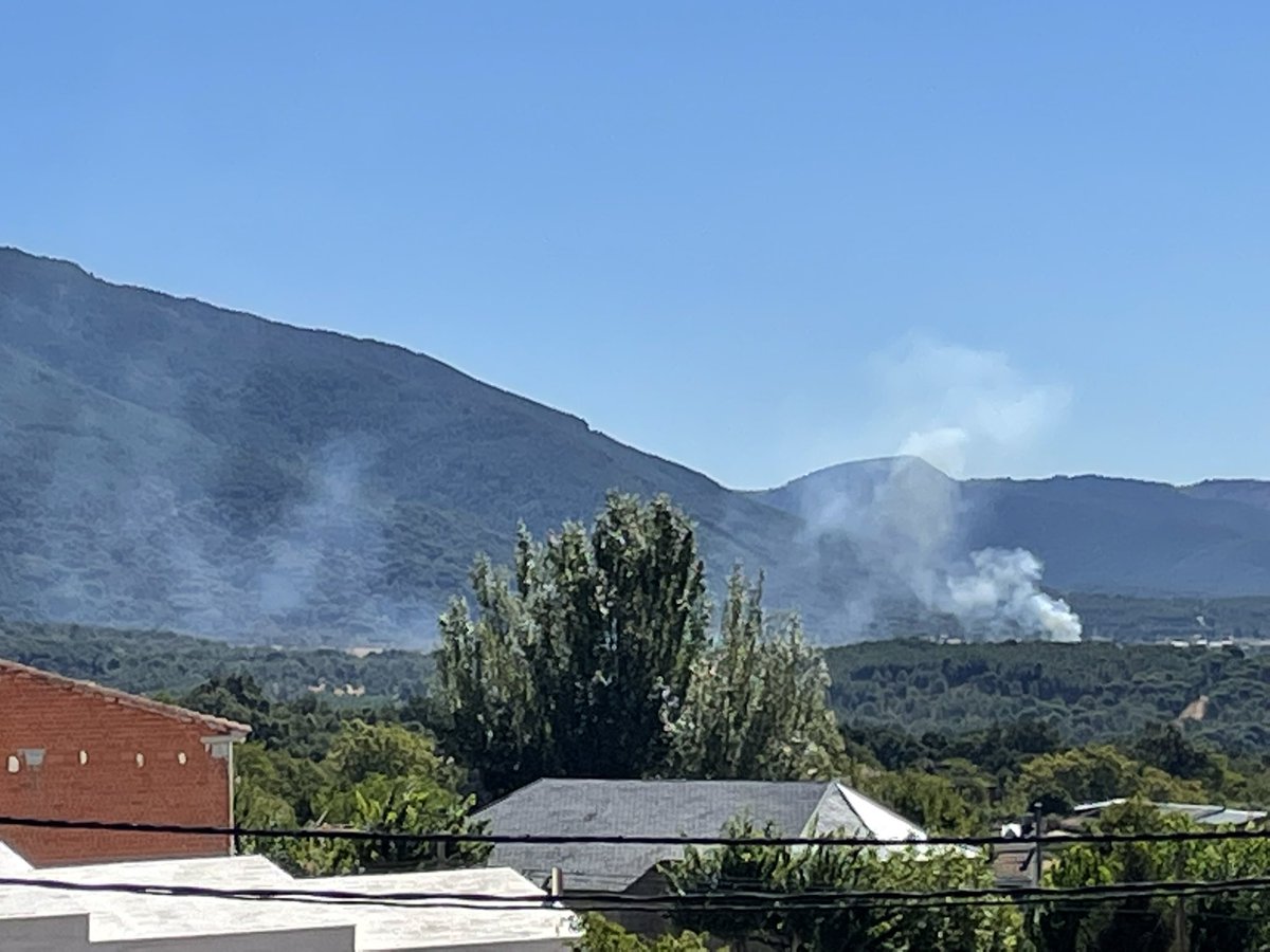 huerto33's tweet photo. #IFLaAdrada fotos desde Piedralaves a las 11:39 https://t.co/JRYBP1Xm5Y