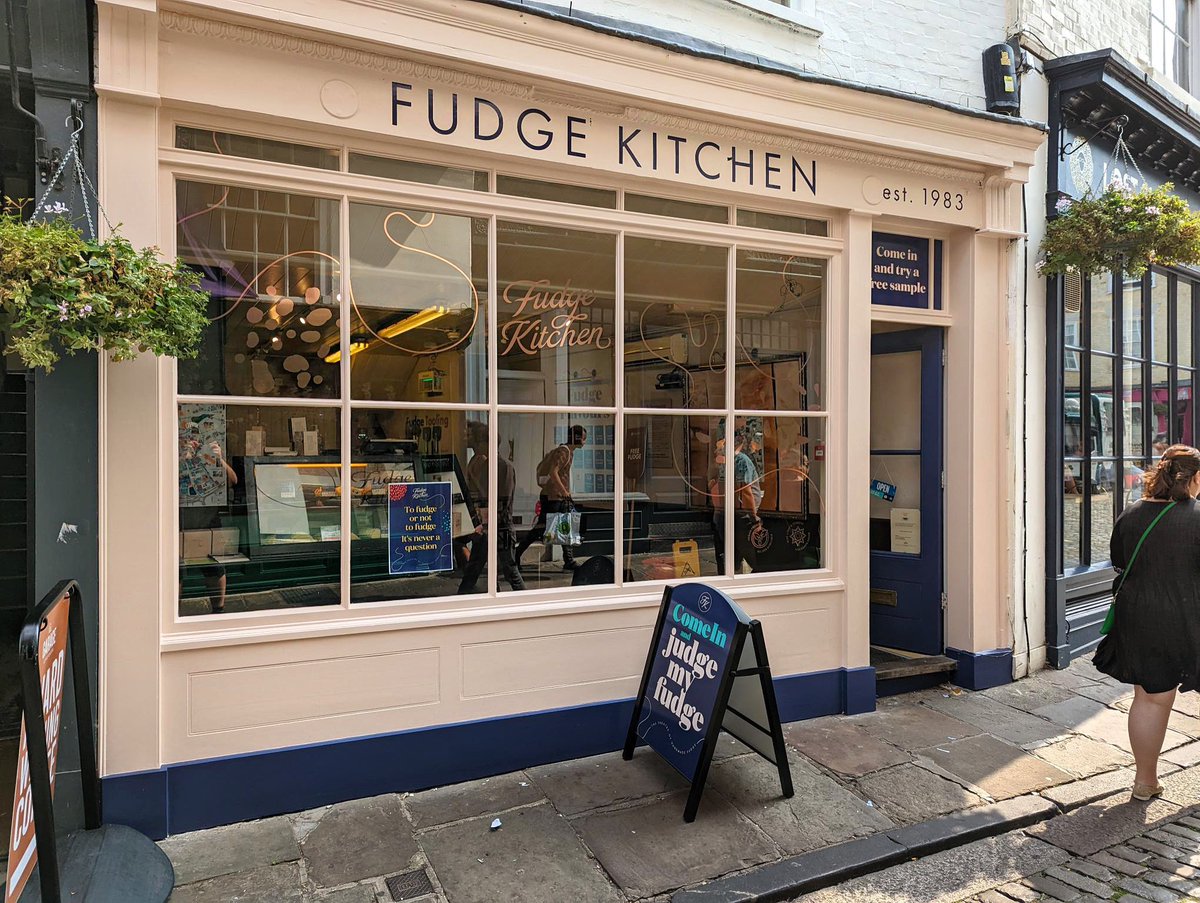 fudgekitchen's tweet photo. Our shop in Canterbury has had a glow up! Looking ✨gorgeous✨
#fudge #fudgekitchen #fudgelife https://t.co/3U7yJAeEOG