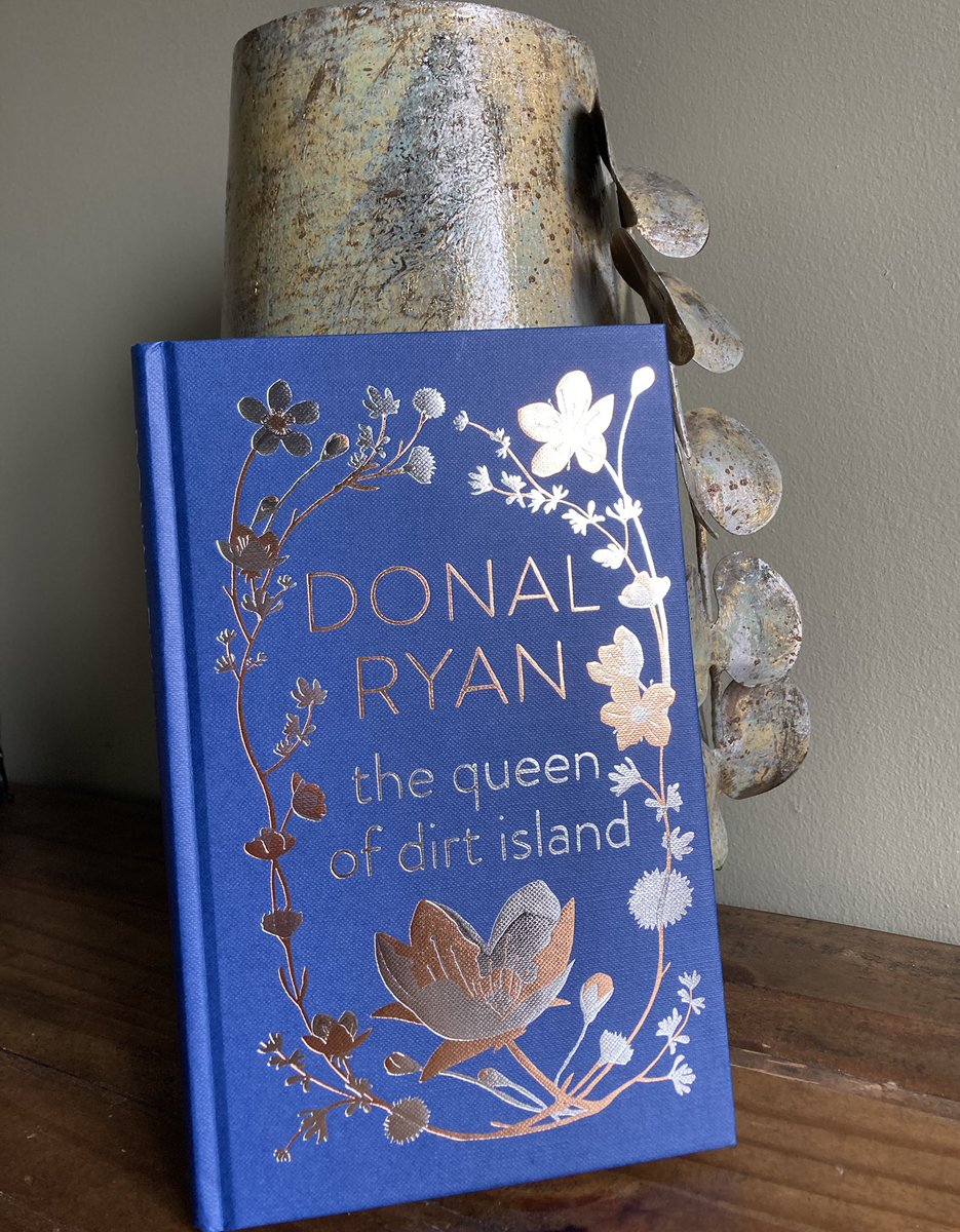 GraMurphy's tweet photo. If anyoneโs looking for me this weekendโฆdonโt ๐๐
Preorders are pure joy for readers, writers, booksellers
#DoNotDisturb #ReadingWeekend #TheQueenOfDirtIsland #Bookpost https://t.co/t0wou2isM1