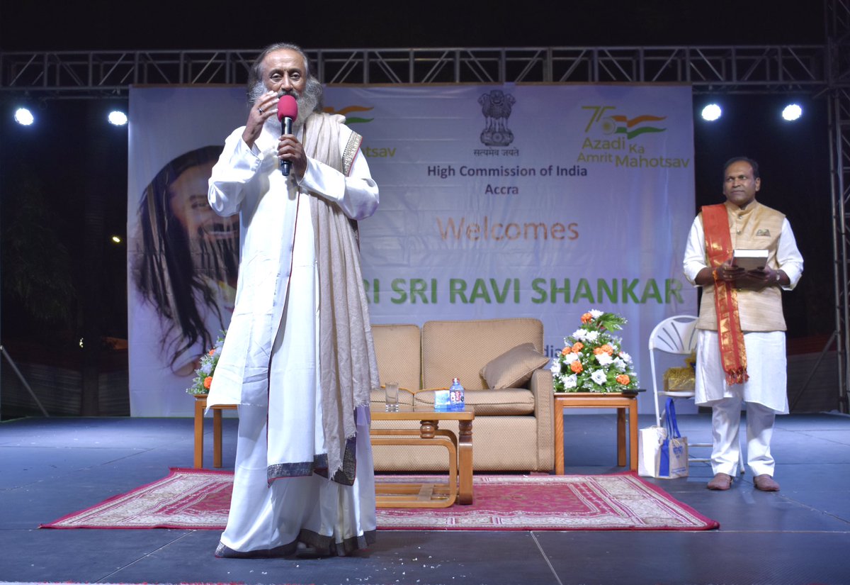 HCI_Accra's tweet photo. As part #IDAY2022 #AmritMahotsav celebration in #Accra @HCI_Accra hosted Gurudev @SriSri at India House in a Spiritual Evening with Ghanaian authorities, Diplomatic Corps &amp; Indian community leaders @PMOIndia @DrSJaishankar @AmbVMKwatra @IndianDiplomacy @PBNS_India @ArtofLiving https://t.co/CM2OZBqm3P