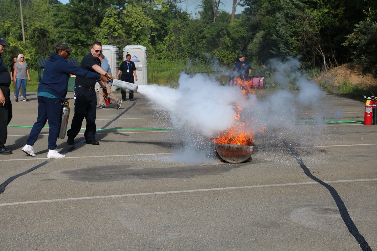 Colonial Intermediate Unit 20 tweet media