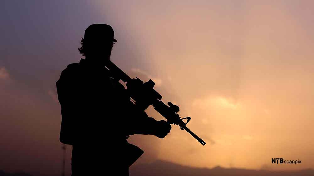 NUPI (@nupinytt) on Twitter photo Denne uken er det nøyaktig ett år siden Taliban tok makten i #Afghanistan, og 21 år siden invasjonen.
Et rykende ferskt nummer av <a href="/tidsskriftet_ip/">Internasjonal Politikk</a> ser en rekke spørsmål knyttet til Afghanistan, lærdommer og veien videre. Les det helt gratis på nett ➡️ow.ly/v2zw50KmFQt Denne uken er det nøyaktig ett år siden Taliban tok makten i #Afghanistan, og 21 år siden invasjonen.
Et rykende ferskt nummer av <a href="/tidsskriftet_ip/">Internasjonal Politikk</a> ser en rekke spørsmål knyttet til Afghanistan, lærdommer og veien videre. Les det helt gratis på nett ➡️ow.ly/v2zw50KmFQt
