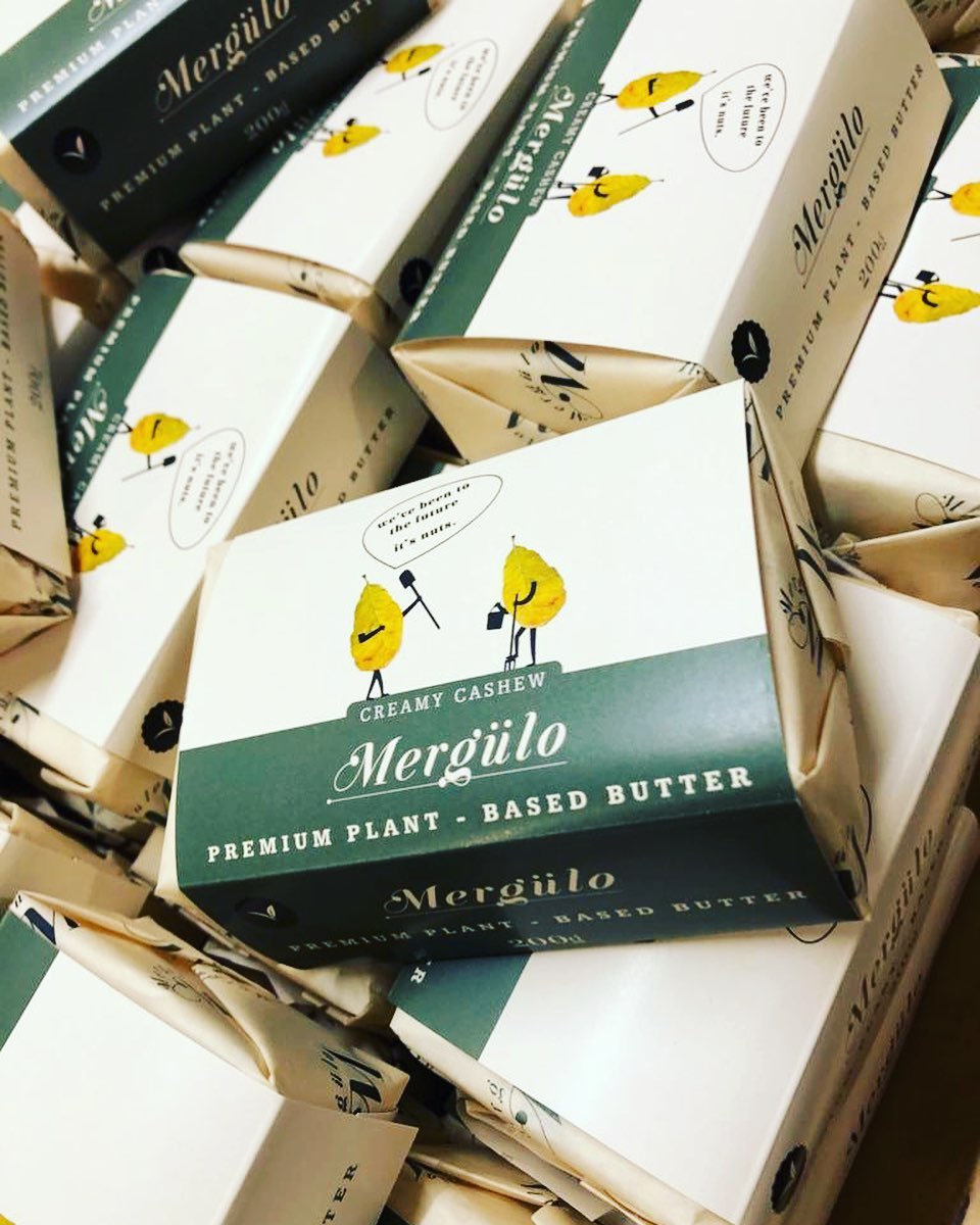 wellocksfood's tweet photo. Looking for a plant-based butter? Look no further than Mergülo's cashew nut but*ers - a premium alternative that makes no compromise on taste. Try their cashew nut but*er or garlic and herb nut but*er today > https://t.co/yVustFn19c https://t.co/3tVDNlKcTC