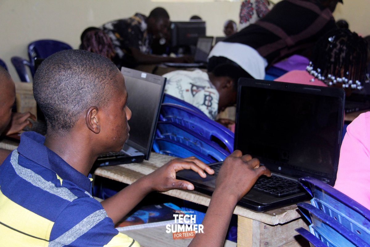 ngtgdi's tweet photo. The kids went into their various groups to continue their project, very amazing to see the progress these folks have made in just 8 days.
#techSummer #teens #tech #TechSummerforteens #uiux #css #html #javascript #productdesign #grassroots #development #tech #women #design https://t.co/7jA6EEIkNo