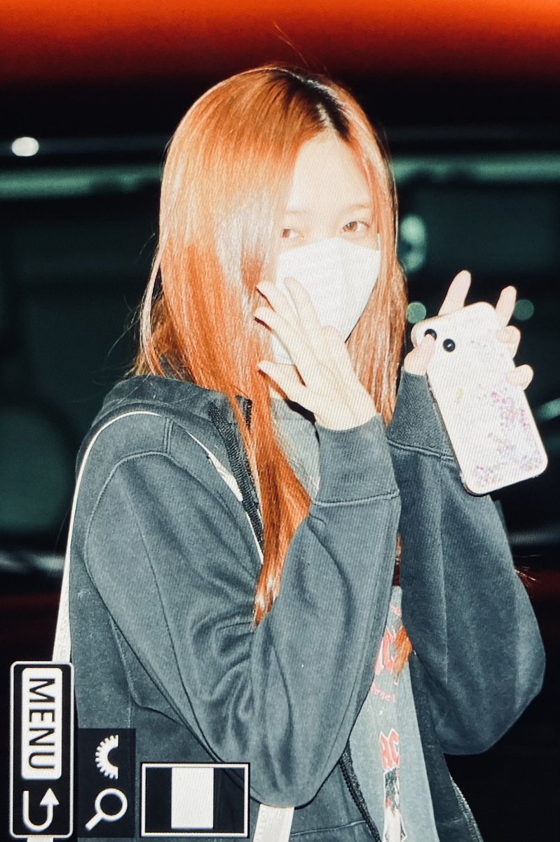 Eudemonic_kr's tweet photo. 220818 #IVE #아이브 #LEESEO #이서

귀여워.. 너무 귀여워… https://t.co/UTpiIonWdn