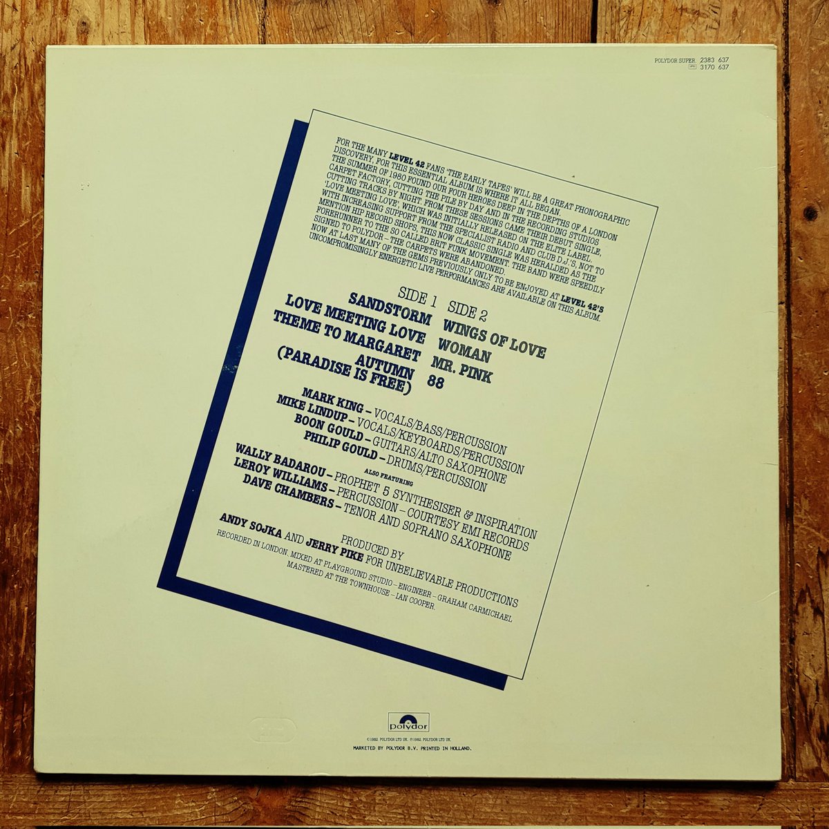 peeanopijloo's tweet photo. 'The Early Tapes' (July/Aug 1980), also known as 'Strategy', is the second album released, but first to be recorded, by the British group Level 42. Originally recorded for #EliteRecords, the band subsequently signed to #PolydorRecords. #Level42 #BritishJazzFunk #MarkKing #vinyl https://t.co/eMFGVClRIs
