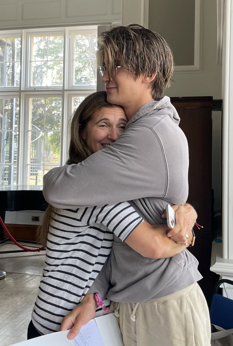 EmbleyHampshire's tweet photo. #ALevel grades achieved and first choice #university places secured! Well done Maria, A*AA and off to study #Medicine โฆโฆ@OfficialUoMโฉ and Sam, A*AB and on his way to โฆ@cardiffuniโฉ to study #Business Management. #ALevelResultsDay2022 #ResultsDay https://t.co/i9E3lNeZIH
