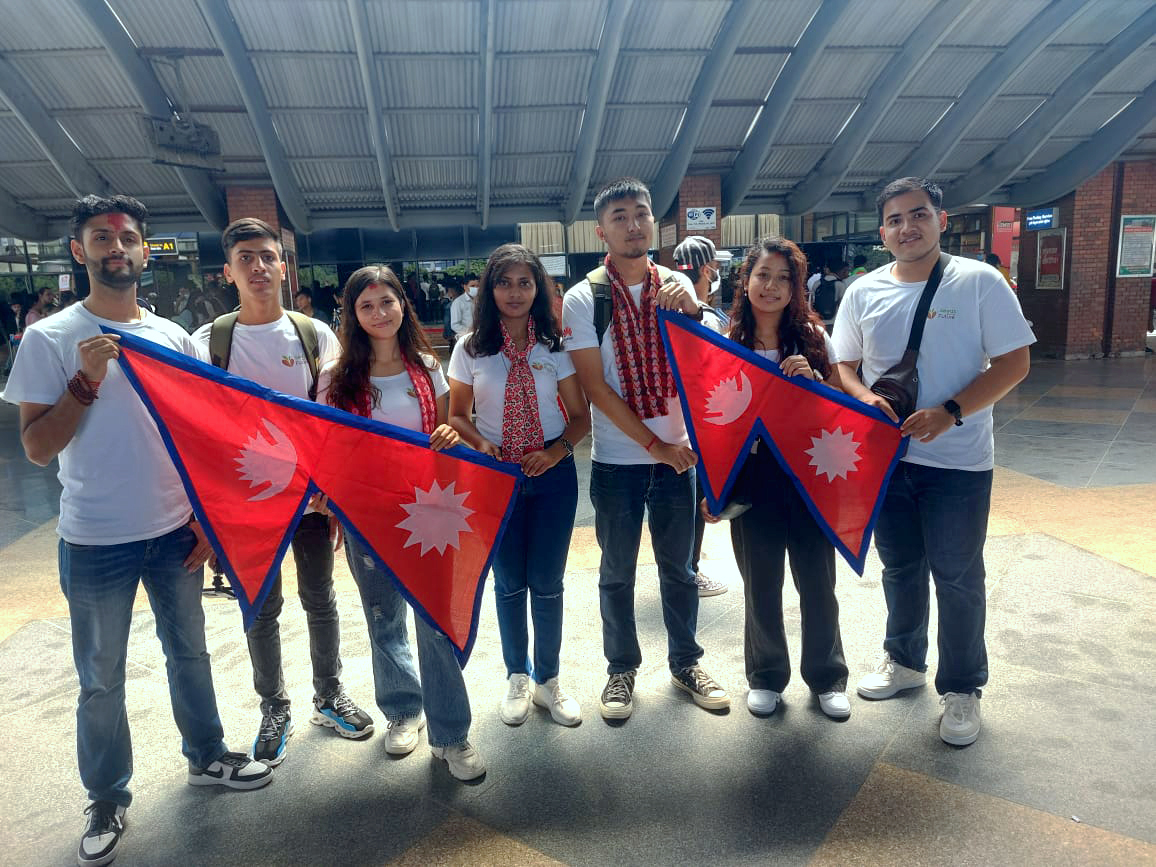 Huawei_Nepal's tweet photo. The 7 finalists of Seeds for the Future 2022 from Nepal have left for Bangkok to participate in the regional program.

#Huawei #HuaweiNepal #SeedsForTheFuture2022 https://t.co/agRHwUKsEb