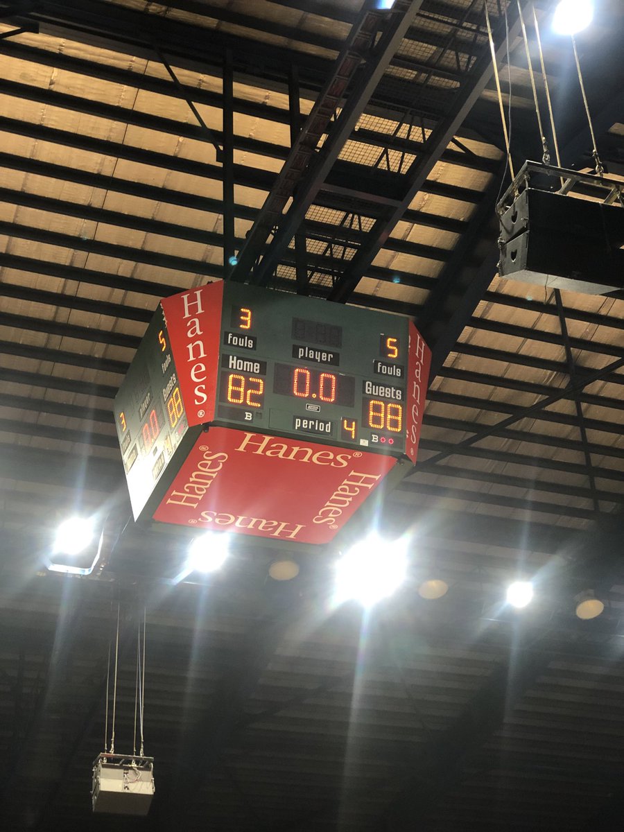 tsundokumaster1's tweet photo. Whew! #UPFight #UPWon βπΌ https://t.co/Makbjf6jQD