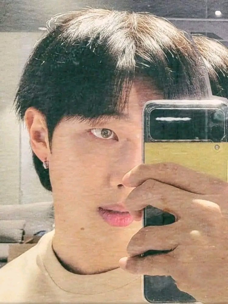 BrendagpeC's tweet photo. @TNTLA Kim Namjoon....<3 el me enseñó varias cosas así que yo estoy eternamente agradecida con el ... Y es por eso es que escojo a Kim Namjoon el hombre más maravilloso que existe (: https://t.co/cRPkO4THIY