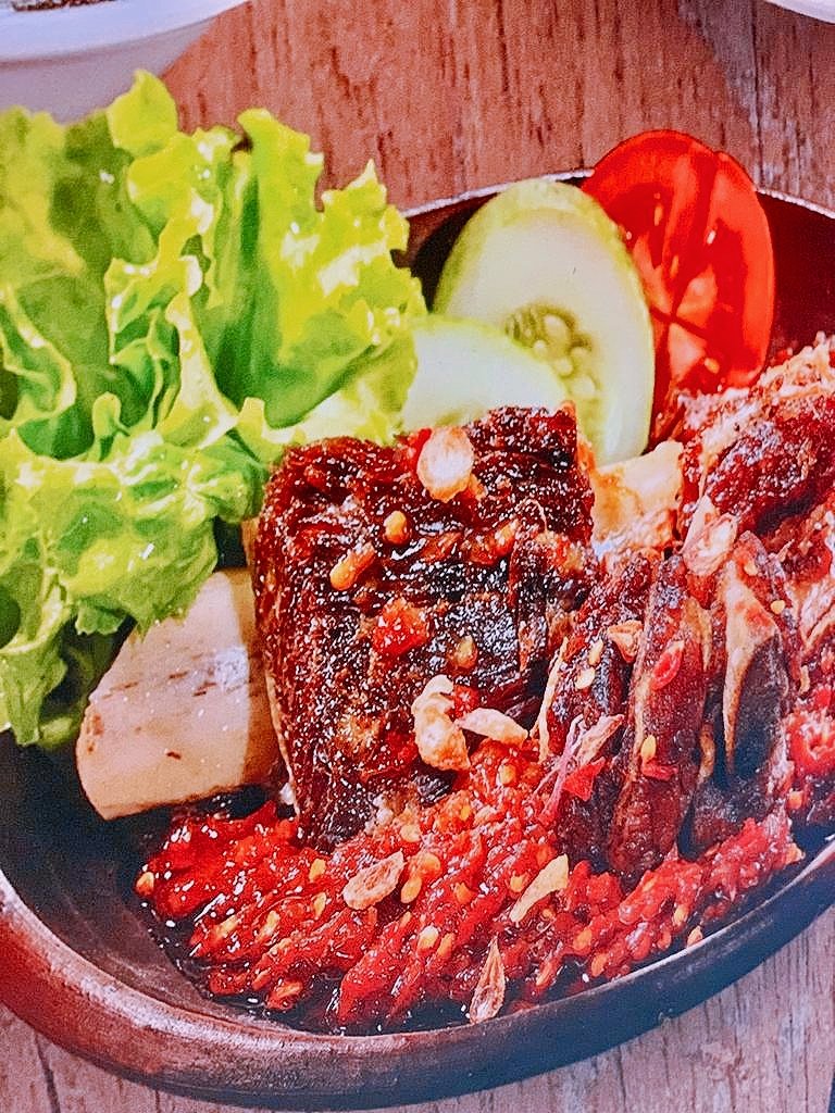 MallBassura's tweet photo. Hai Loyals! Ada rencana makan siang atau makan malam dimana hari ini?
#mallbassura #foodcourtmallbassura #sopbntut #igasapi #igasapibakar #igasapipedas #makansiangenak #makanmalamenak #foodcourtjakarta #foodcourtjakartatimur #kulinerindonesia https://t.co/xklAMSlCJ5