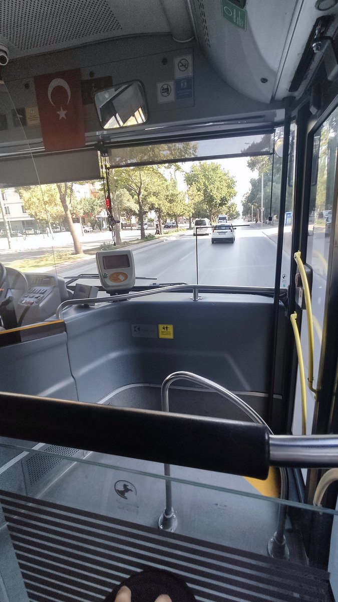 Sabah erken saatler ve otobüs 40 derece klima çalışmıyor insanların söyledikleri bu kadar mı önemsiz <a href="/Konyabuyuksehir/">Konya Büyükşehir Belediyesi 🇹🇷</a> <a href="/u_ibrahim_altay/">Uğur İbrahim Altay</a>