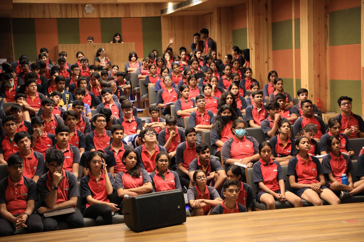 FSSurat's tweet photo. Licipriya Kangujam spoke to G10 Humanities Ss about the need for immediate actions to save the youth & the world from inevitable. Ss understood how laws need to address the threat to survival through sustainable actions.
#FSWay #FSHappenings #FSStudents #FSLife #IBClassrooms https://t.co/tM9LYgMBY7