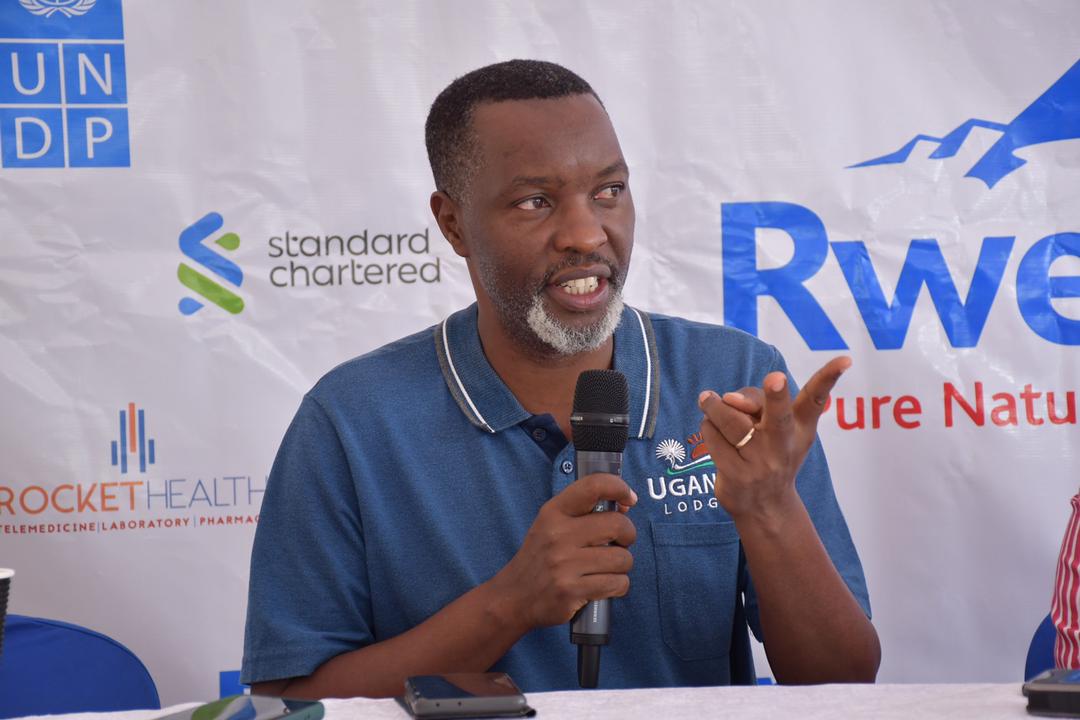 CocaColaBevUg's tweet photo. Mt. Kilimajaro's value is 1bn dollars per year with 65,000 climbers.
Mt Rwenzori has the same opportunity and more.
It can have from 100 to 200 climbers. Currently, most of the climbers are students." @wekesa_amos
#HydrateUG #RealMagic #RwenzoriMarathon https://t.co/dE4RkTakF6