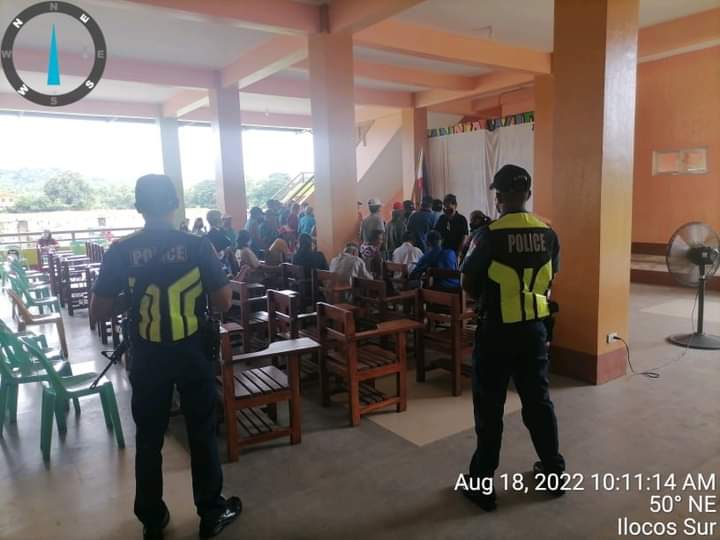 gal_pnp's tweet photo. August 18, 2022
@gal_pnp @pnppro1 @pnpdpcr Personnel of Galimuyod MPS under the supervision of PLT SANSHINE M LOZANO, DCOP, conducted police presence during the 4th quarter social pension of Senior Citizens held at barangay Sapang of this Municipality. https://t.co/V1nOpVwBGb