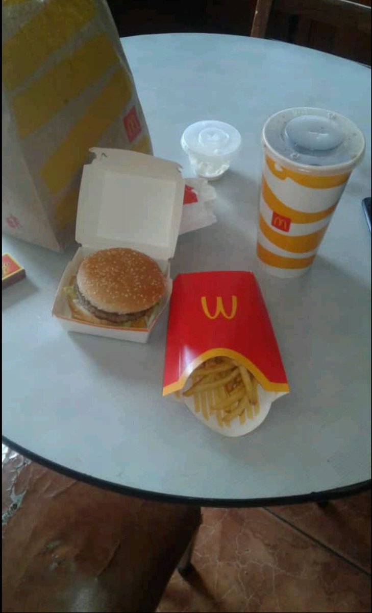 TshepoM61158154's tweet photo. I cut down groceries and canceled automatic subscriptions reduced energy costs and stop smoking too and we do staycation 
#McDeezNazoMeals 
#SmartSpenda 
@jacarandafm https://t.co/jnE9QGCtWr