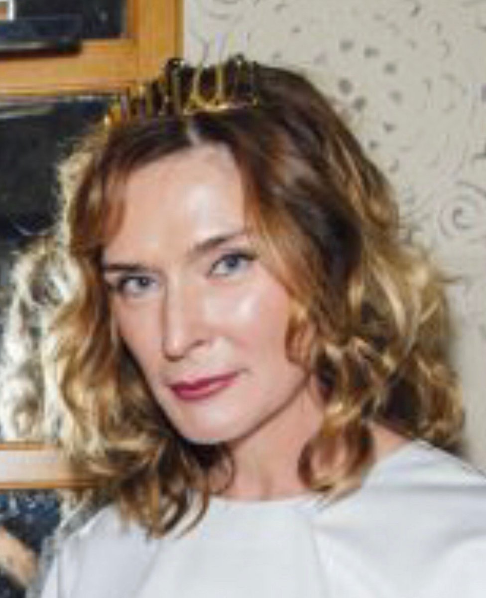 AnnMariaReeves's tweet photo. #JANEYBERGAM #ALEXANDRAGRANT #AMBERSAKAI #RAHILLAZAFAR - MEN THAT DATE ONLY WOMEN OR OTHER MEN - WHILE LIVING AS #GURLLS - CRIMINALS, CHARITY FRAUDS AND SINISTER SCAMMERS - CURRENTLY DEFRAUDING #KEANUREEVES AND THE ENTIRE REST OF THE #WORLD - SOON, THEY WILL ALL BE ARRESTED!!🙌🥷 https://t.co/1R75oBDCsy