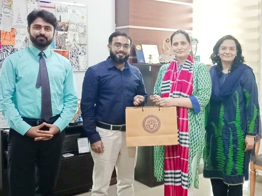 AlumniNUST's tweet photo. Atif Naseer, (CEME '2010), currently working as Senior Lecturer at Umm ul Qura University Saudi Arabia visited NUST on Wednesday, August 17, 2022. He had a meeting with the SEECS faculty led by Dr Seemab Latif and discussed numerous projects for collaboration. Later, he visited https://t.co/5VHQtBFb2L