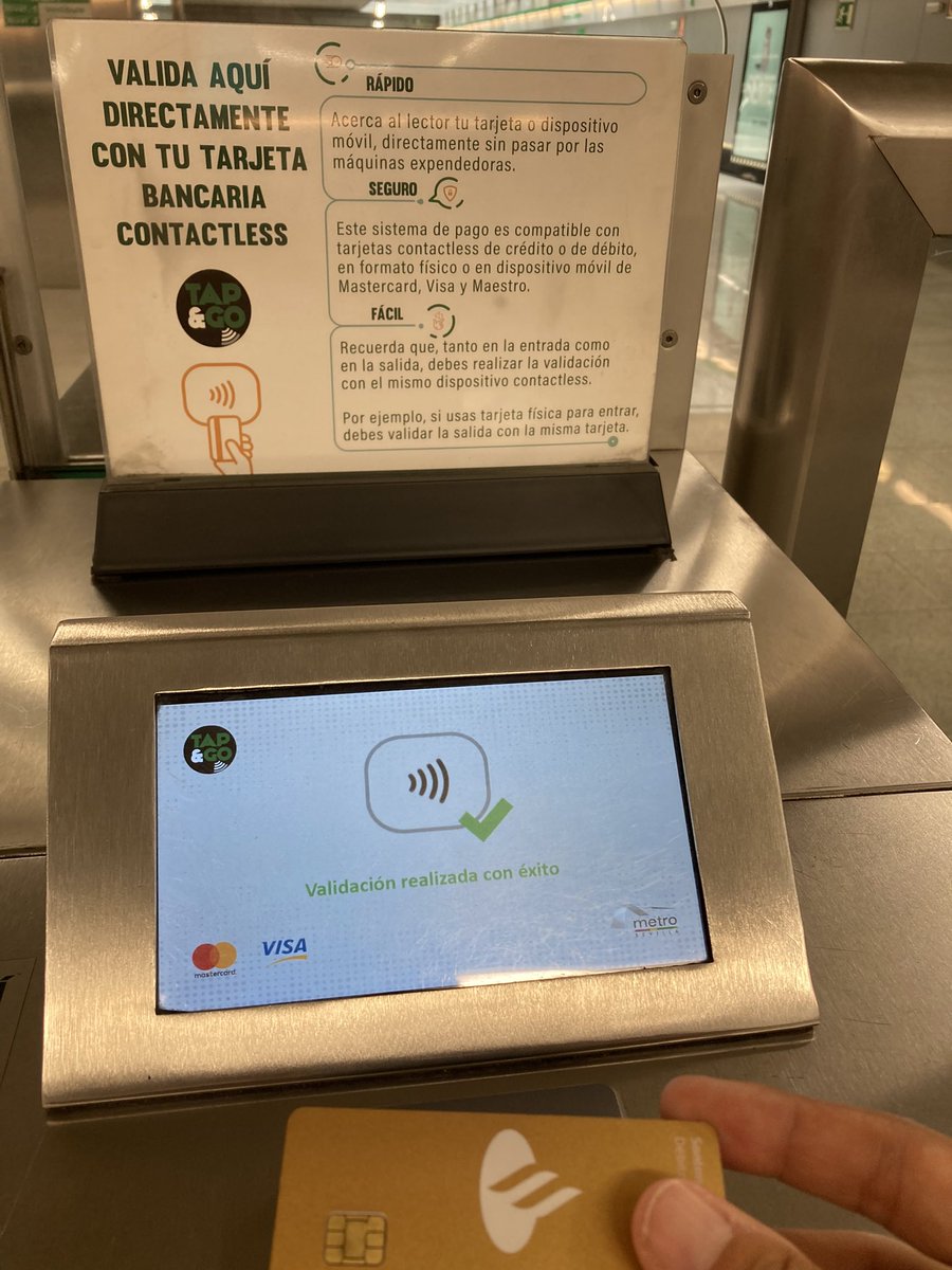 davidginer's tweet image. Metro de #Sevilla. Sistema de pago contactless Tap&amp;amp;Go. Directamente con la propia tarjeta de crédito.

Más rápido, ágil y (bastante más) barato.

Así sí, @SevillaTourism 👏🏾👏🏾

#smartdestination #smartcity #DTI