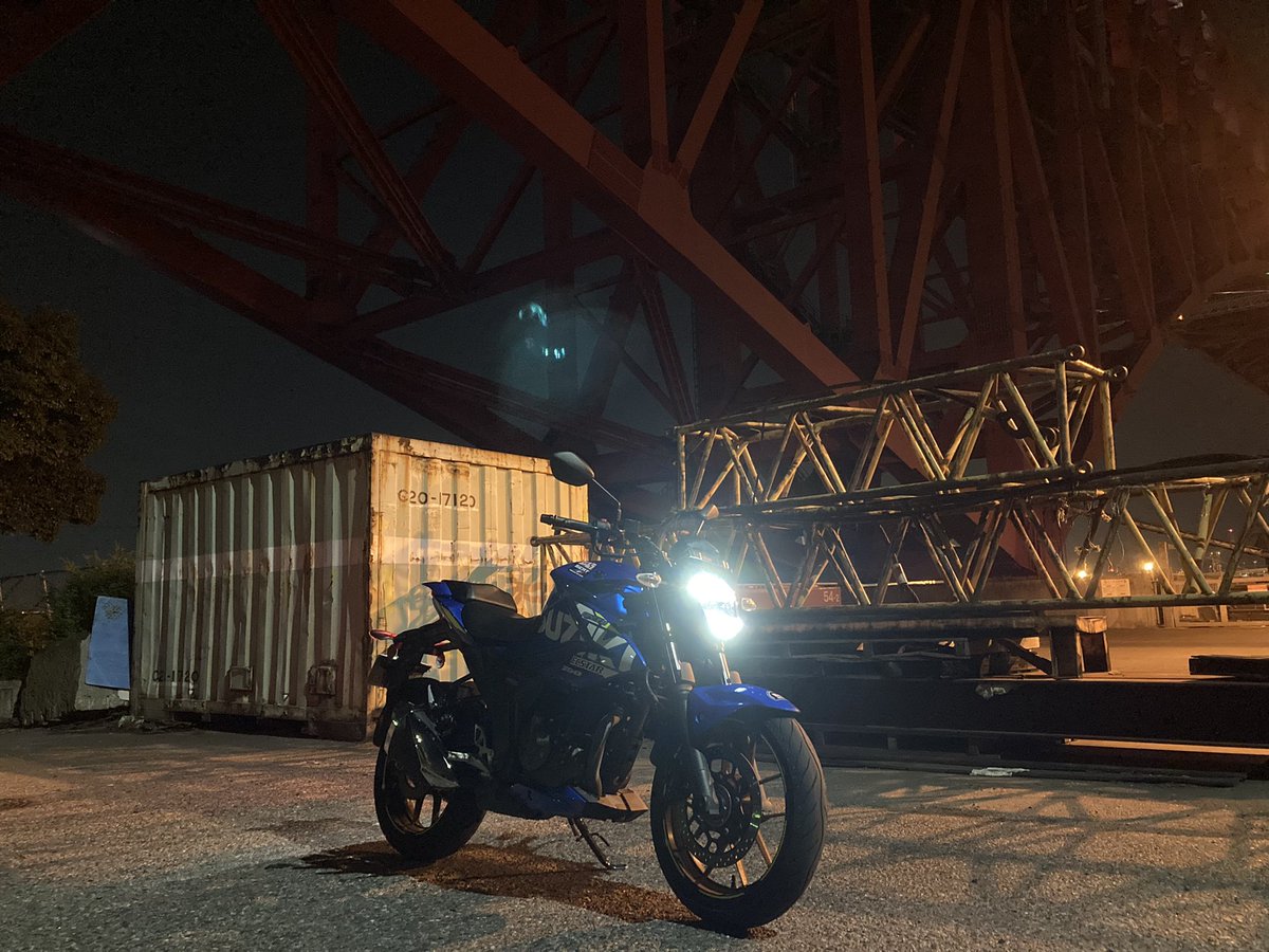 kakeru390's tweet photo. #バイク乗りとして自己紹介 

名前:カケル
性別:男
歳:21
身長:168
住み:大阪
車種:ジクサー250
一言:免許取って半年の初心者ライダーです。ツーリング仲間が欲しいので海でも峠でも誘ってください。
#バイク乗りと繋がりたい 
#バイク好きな人と繋がりたい  
#バイク初心者 https://t.co/PQwtJiCfd6