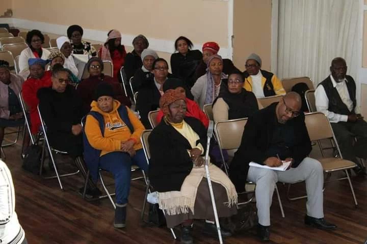 fsdepartment's tweet photo. MEC William Bulwane met with the executive and members of Manyatseng  taxi association in Ladybrand. 

  SANTACO Free State Chairperson Mr Mthimkhulu,Chief Director of Traffic, Lehana Leeto, Mantsopa Local Municipality  Mayor, Cllr Mamsie Tsoene and the SpeakerCllr Mvuyo Ncwada. https://t.co/CvQOICsouY