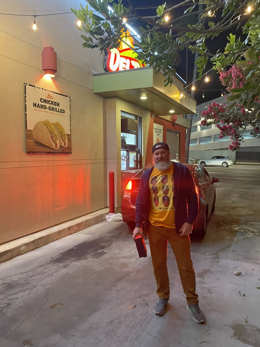 John Sharkman tweet media