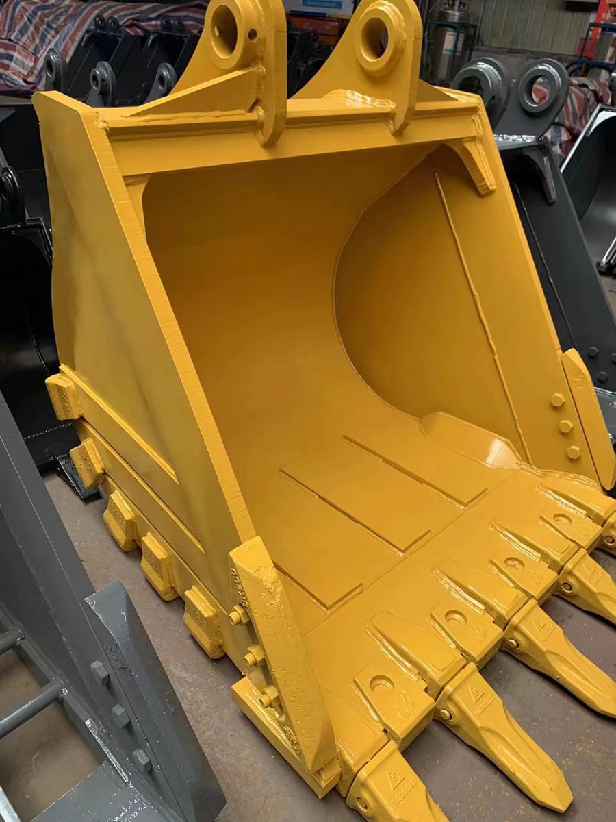 Excavator bucket manufacturer