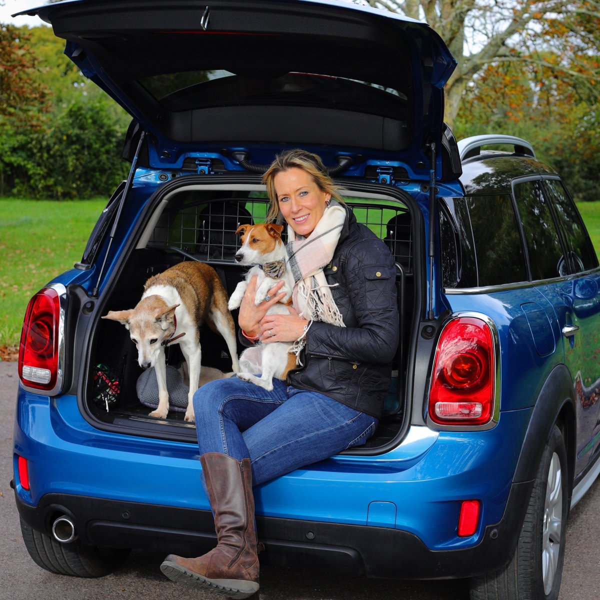 dotty4paws's tweet photo. Together is a wonderful place to be 🐾♥️
Sniff out our latest #Blog all about our fabulous #dogguard, divider and tailgate from @Travall_UK
They are made to custom fit your #car, so no more annoying rattles, a perfect fit
https://t.co/kpJ97LX0Ul
#dogsoftwitter https://t.co/Eg1XMrp6YZ