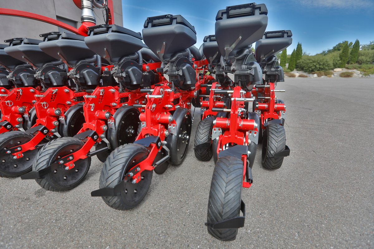 Planting rape next week with this 25 row Prototype at 225 mm (11") spacing - more details to come soon.