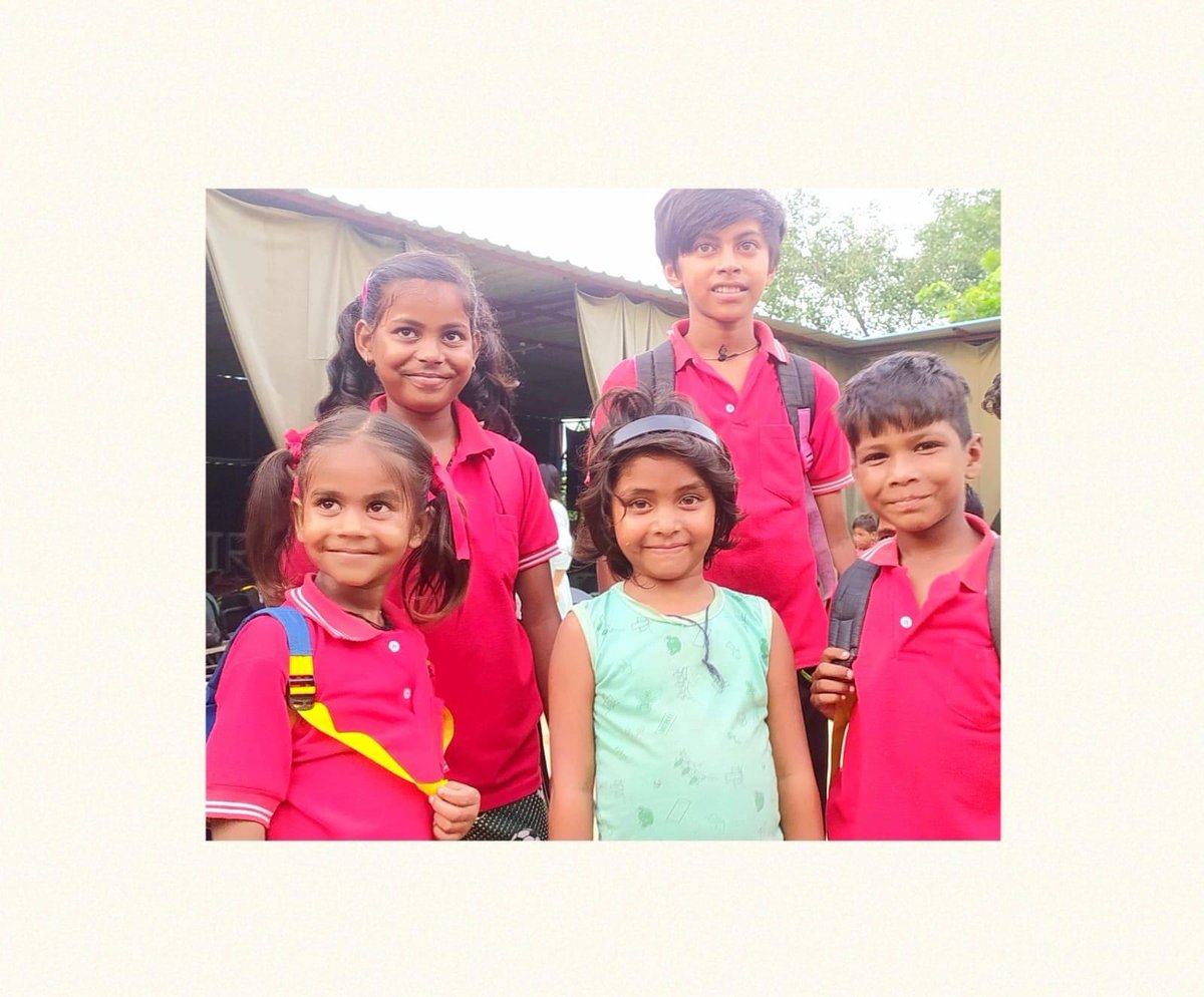 NirbhedNGO's tweet photo. #Nirbhed_shikshalaya 
Happy faces
#निर्भेद_है_हम #निर्भेदफाउंडेशन 
.
.
.
.
.
.
.
.
#smile #photooftheday  #happyfaces #photochallenge https://t.co/LYlQynHIWr