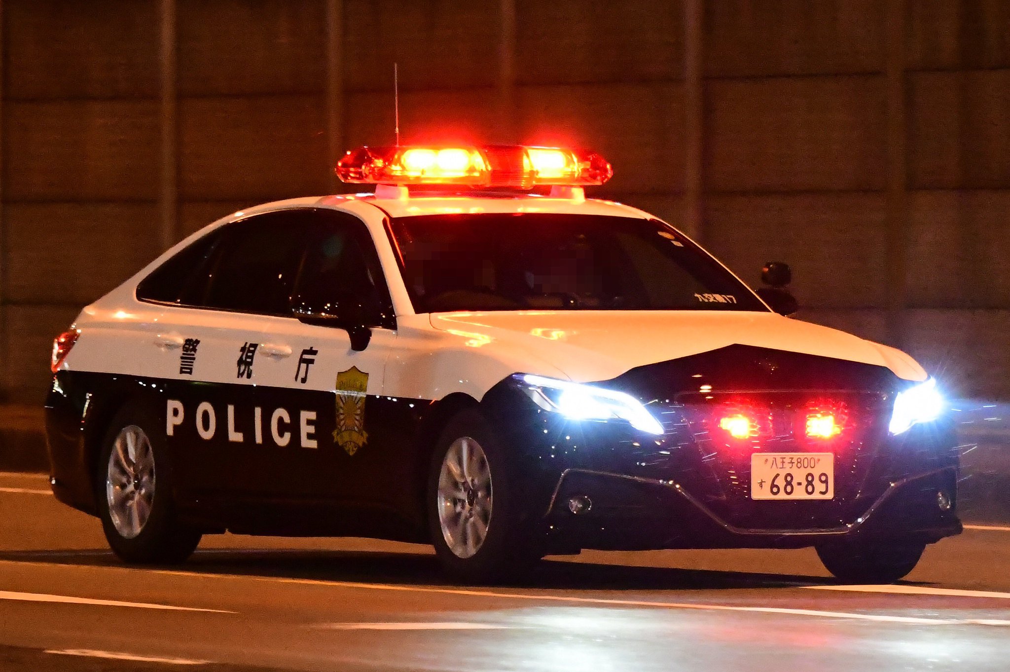 RAI'S 警視庁交通機動隊 220系クラウン 白 覆面パトカー アルハチ on X