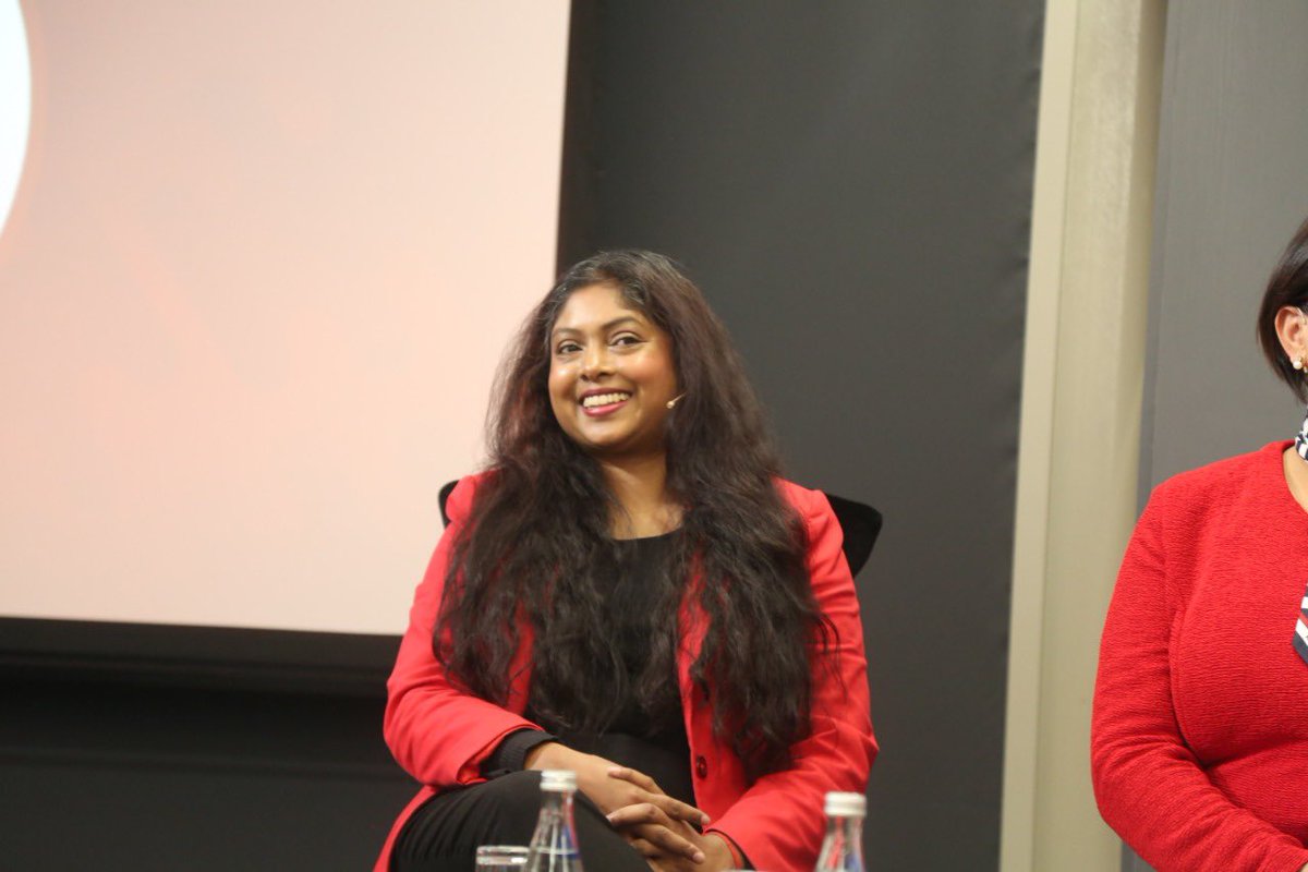 Brand_SA's tweet photo. “Say NO but give context when you do to manage expectations,” says @Brand_SA Acting CEO Ms. Sithembile Ntombela, talking on a panel that unpacks the Power of No. #WSuiteSummit2022 #LeadLikeWomen https://t.co/pTw9d8DLVo