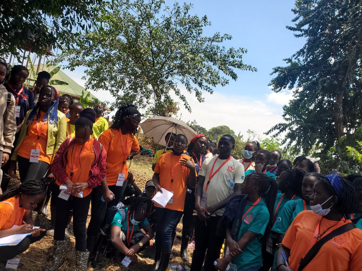 SandraNabasirye's tweet photo. Over the weekend we hosted young aspiring farmers from Gayaza High school at our Nabbingo Farm for their 8th annual farm camp.

Its always a glorious feeling for me whenever i share knowledge and experience with young people https://t.co/fcP5Gwpf1I