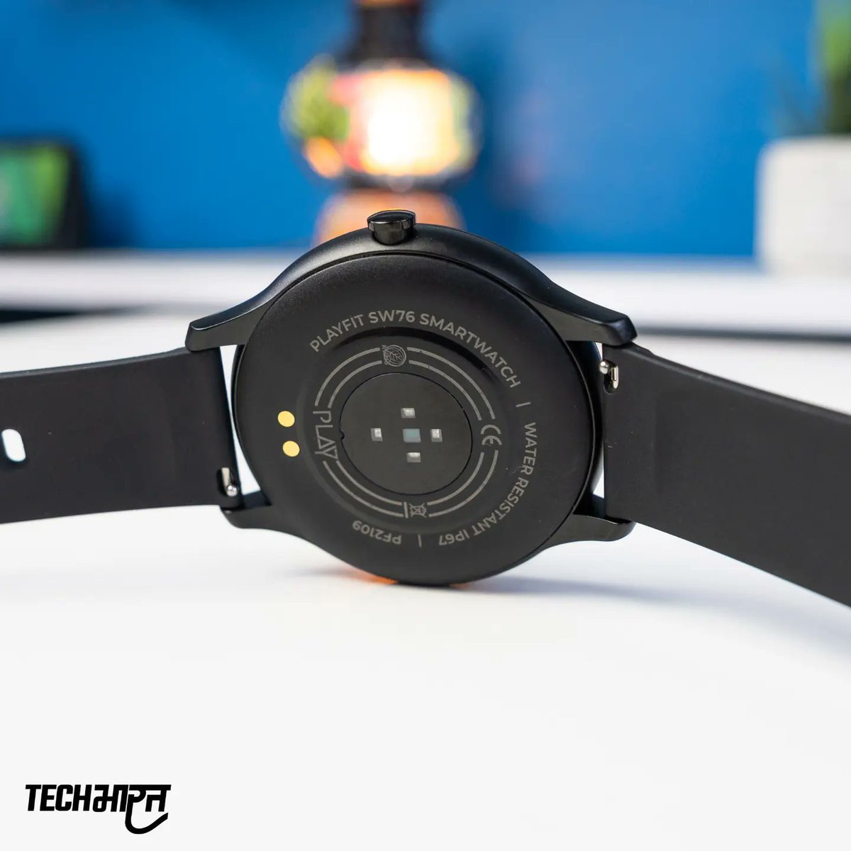 techbharat's tweet photo. First look PLAYFIT Slim SW76
Comes With
•IPS Display
•Multiple Exercise Modes
•24hrs Heart Rate Monitor
•IPX67 Water Protection
Price ₹2999
@playonsocial_
#playfit #smartwatch #playsmartwatch #playfitslim #playfitslimsmartwatch #heartratemonitor #fitnesstracker #TechBharat https://t.co/HVWigK1fIq