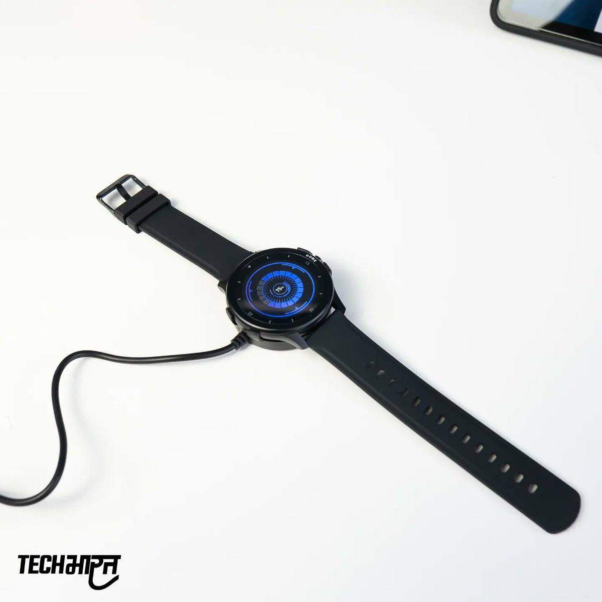techbharat's tweet photo. First look PLAYFIT Slim SW76
Comes With
•IPS Display
•Multiple Exercise Modes
•24hrs Heart Rate Monitor
•IPX67 Water Protection
Price ₹2999
@playonsocial_
#playfit #smartwatch #playsmartwatch #playfitslim #playfitslimsmartwatch #heartratemonitor #fitnesstracker #TechBharat https://t.co/HVWigK1fIq